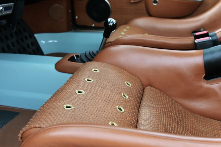 singer-911-racing-blue-02